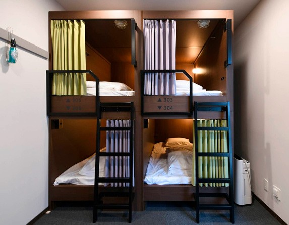 кровати для хостела